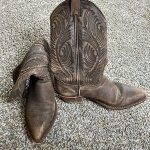 Abilene cowboy boots size 8.5
